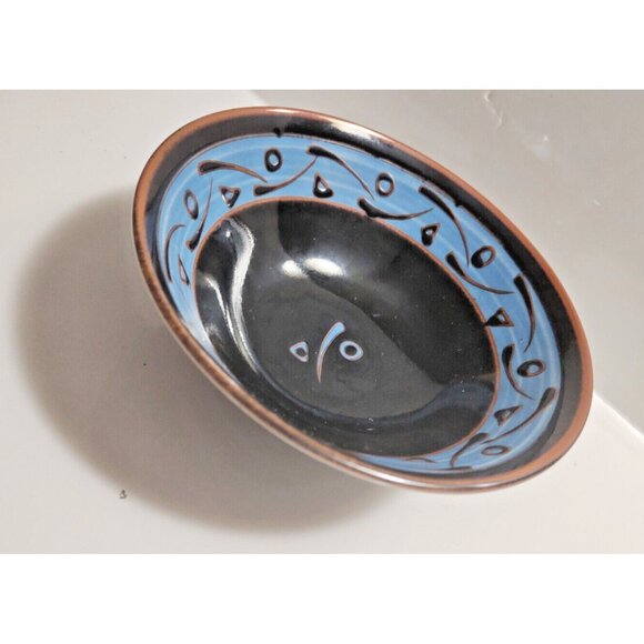 Ceramic Rice Bowl Set Japan 6" Raised Pattern (set of 4) - Picture 6 of 16